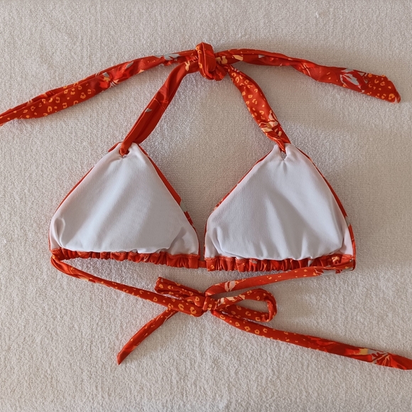 VENUS Summer Meadows Bikini Top, size C - Picture 7 of 7